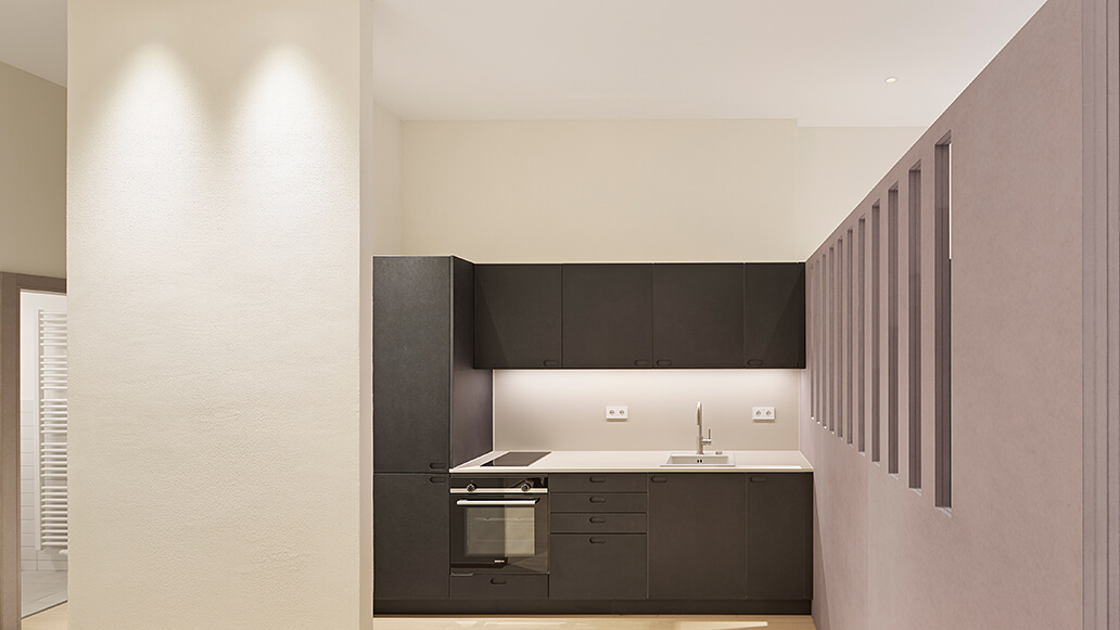 Malerarbeiten bei der Wohnungssanierung